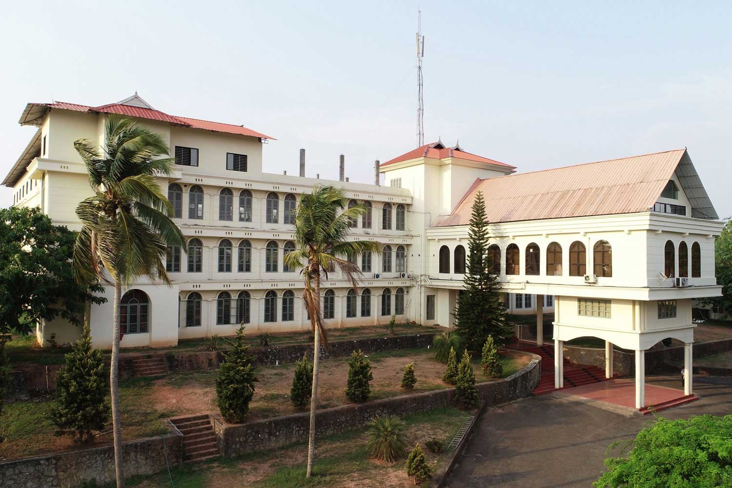 MET'S GROUP OF INSTITUTIONS